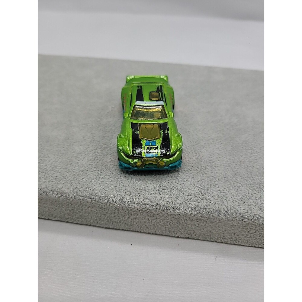 Hot Wheels Rally Cat DTX15 Green Diecast Collectible Car 2017 DTX15 Mattel #02